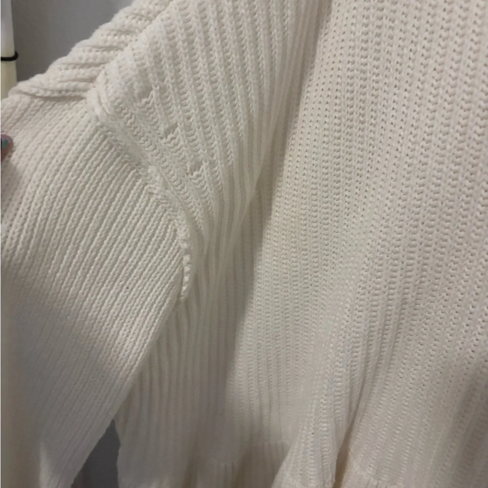 Free People Eclectic Cozy Sweater Beautiful Ruffled Bottom Roomy Fit Final Sale - Picture 10 of 10